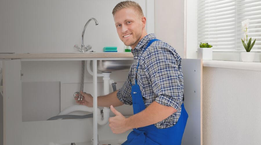 Expert burst pipe repair services in Bertrand, MO